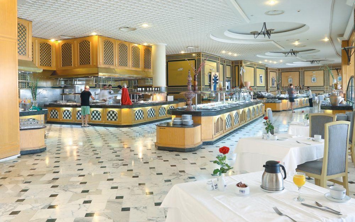 hotel-royal-garden-palace_